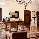 Gio Villa